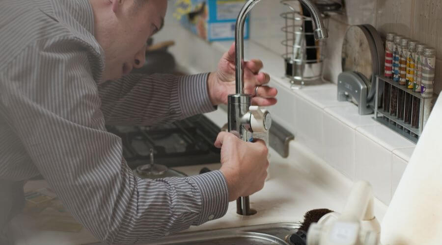 Local expert plumbing services in East Moline, IL